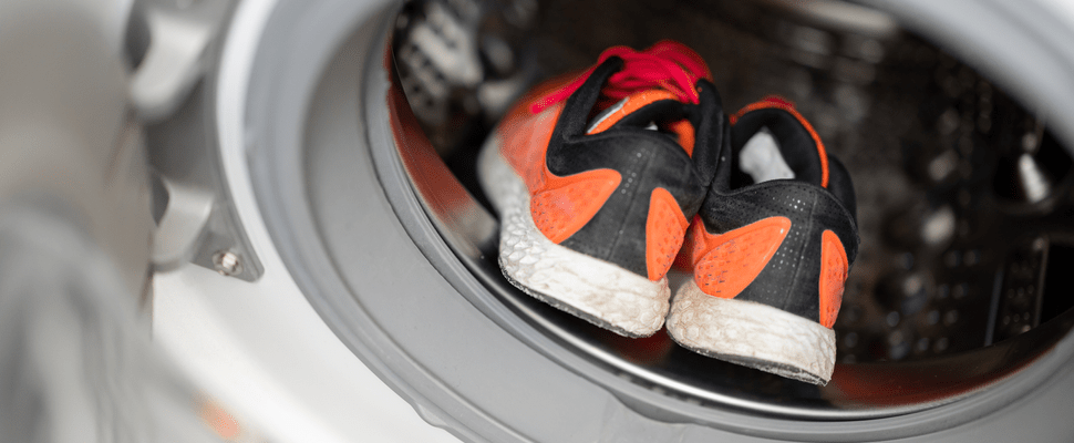 Can trainers go hot sale in the dryer